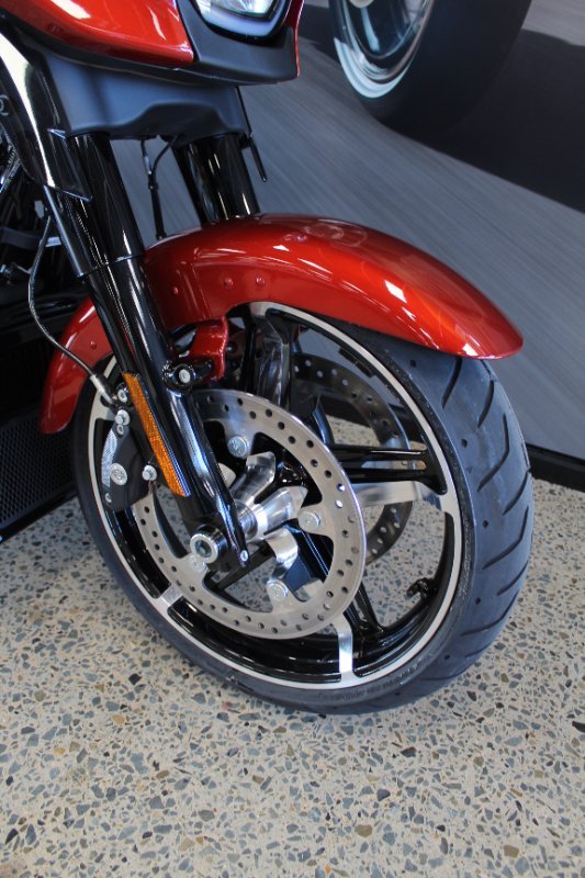 2025 Harley-davidson FLHX STREET GLIDE (117) WHISKEY FIRE