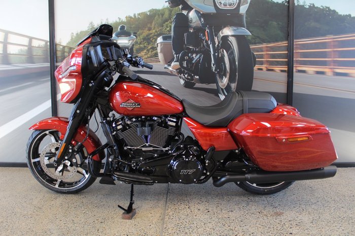 2025 Harley-davidson FLHX STREET GLIDE (117) WHISKEY FIRE