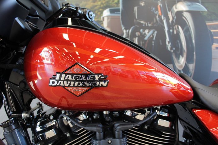 2025 Harley-davidson FLHX STREET GLIDE (117) WHISKEY FIRE