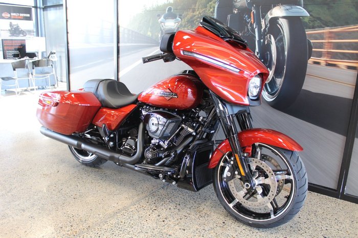 2025 Harley-davidson FLHX STREET GLIDE (117) WHISKEY FIRE