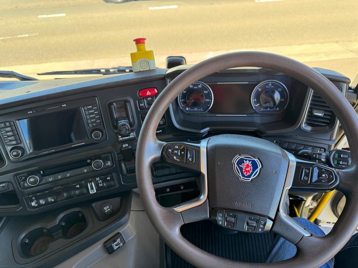 2020 Scania P Series P280 WHITE