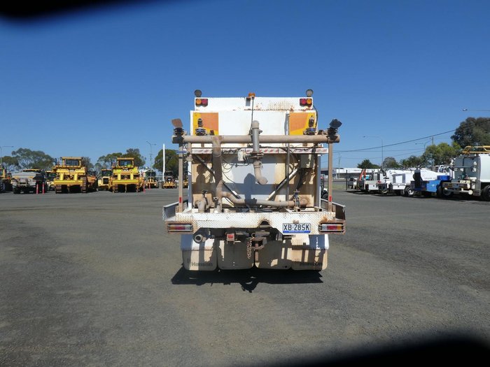 2005 Mack Metro-Liner 