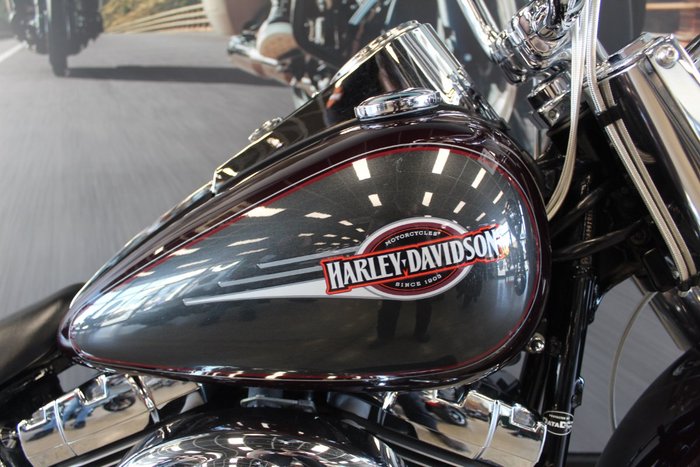 2006 Harley-davidson FLSTC HERITAGE SOFTAIL CLASSIC CHRY/BLK PRL