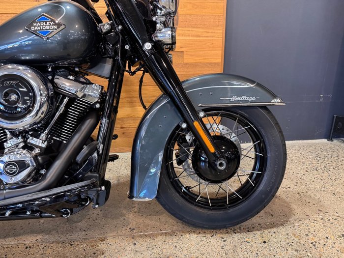 2025 Harley-davidson FLHC HERITAGE CLASSIC (117) Black