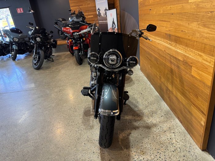 2025 Harley-davidson FLHC HERITAGE CLASSIC (117) Black