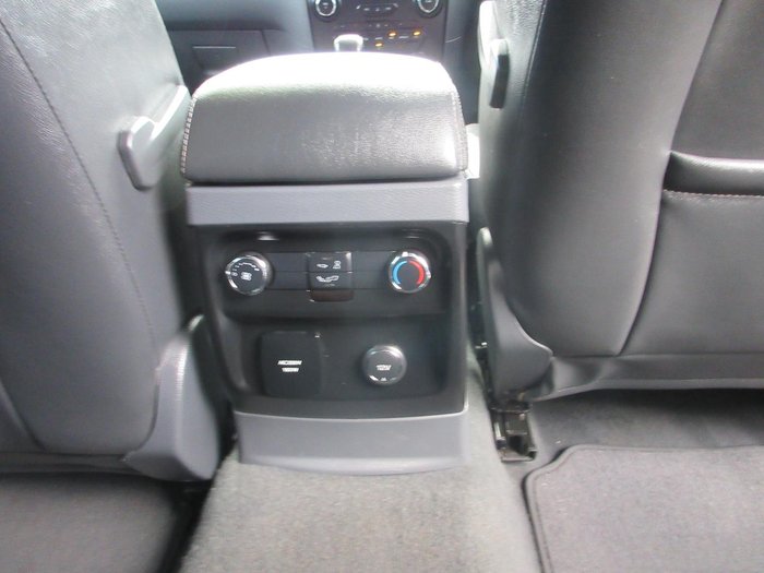 2016 Ford Everest Titanium