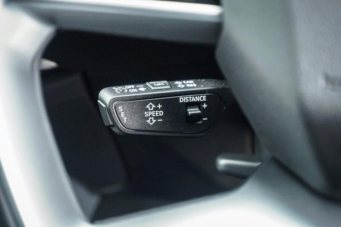 2025 Audi A5 TFSI 150kW S line