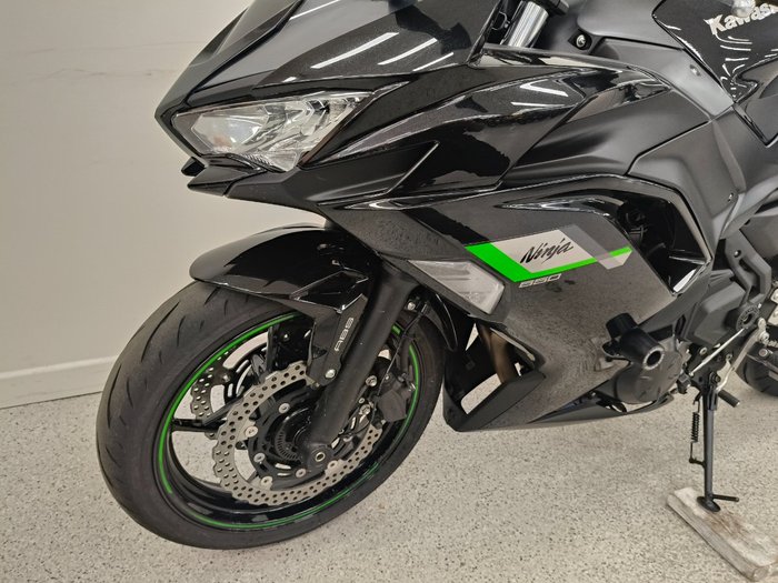 2025 Kawasaki NINJA 650L Black