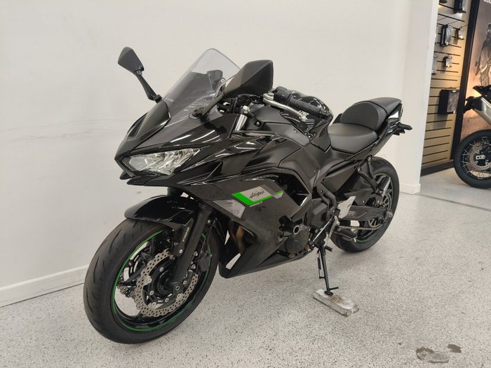 2025 Kawasaki NINJA 650L Black