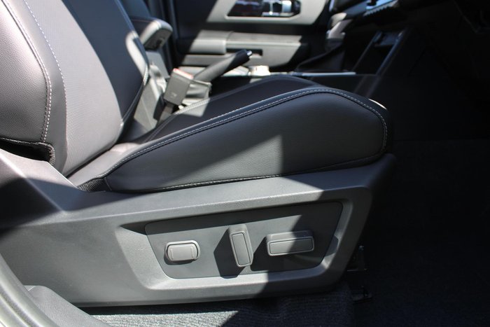 2025 Mitsubishi Triton GLS