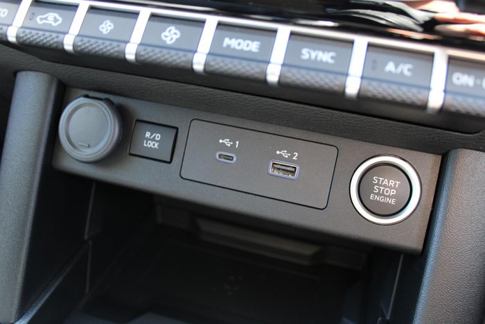 2025 Mitsubishi Triton GLS