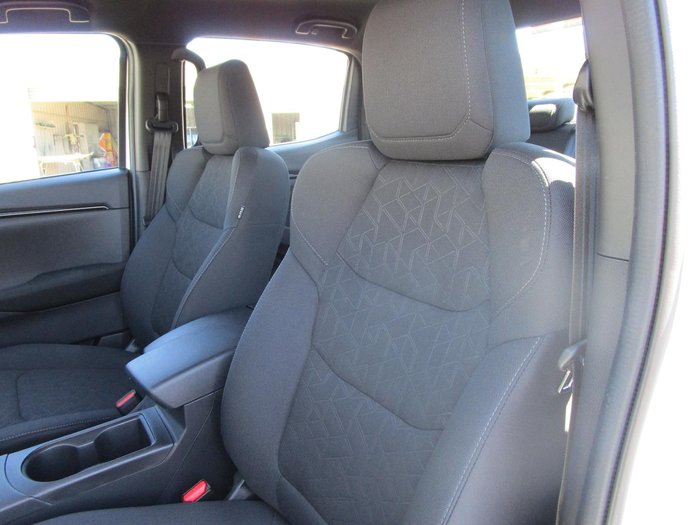 2025 Isuzu D-MAX X-RIDER