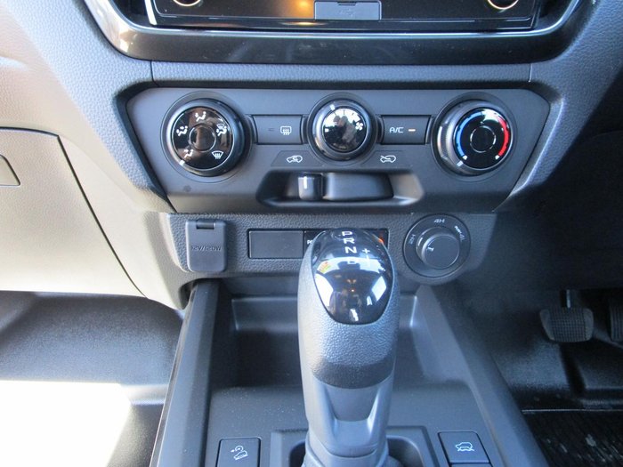 2025 Isuzu D-MAX X-RIDER