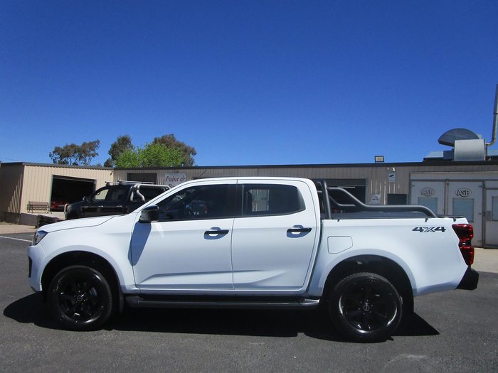 2025 Isuzu D-MAX X-RIDER