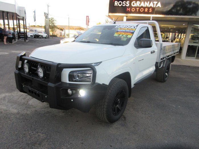 2025 Mitsubishi Triton GLX