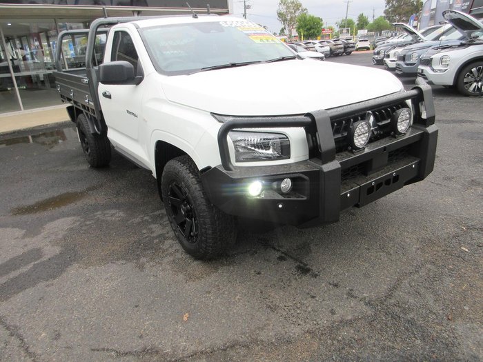 2025 Mitsubishi Triton GLX