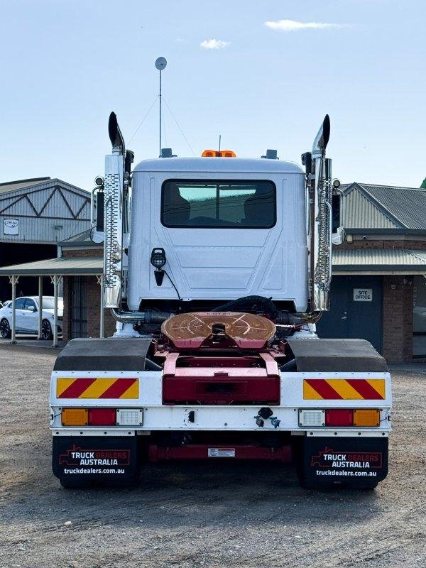 2017 Mack Superliner 6X4 Day Cab Prime Mover