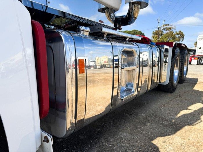 2017 Mack Superliner 6X4 Day Cab Prime Mover