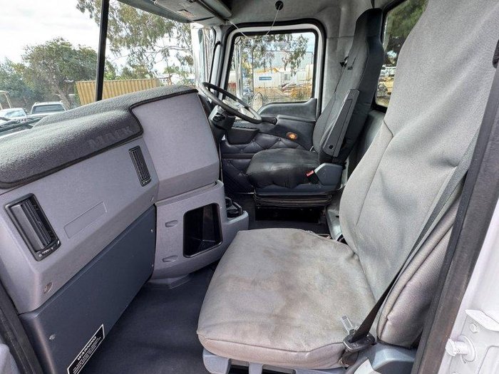 2017 Mack Superliner 6X4 Day Cab Prime Mover