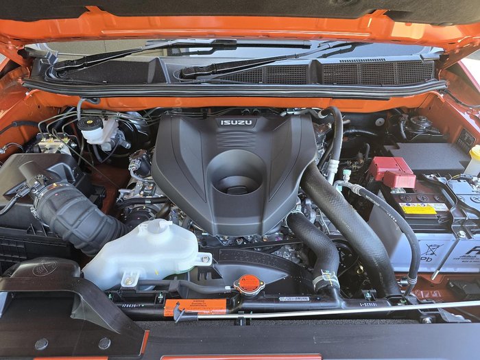 2025 Isuzu D-MAX X-TERRAIN