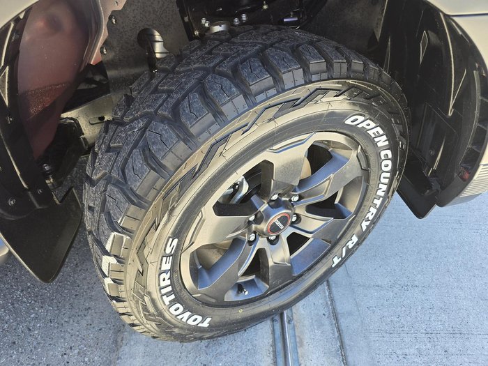 2025 Isuzu D-MAX X-TERRAIN