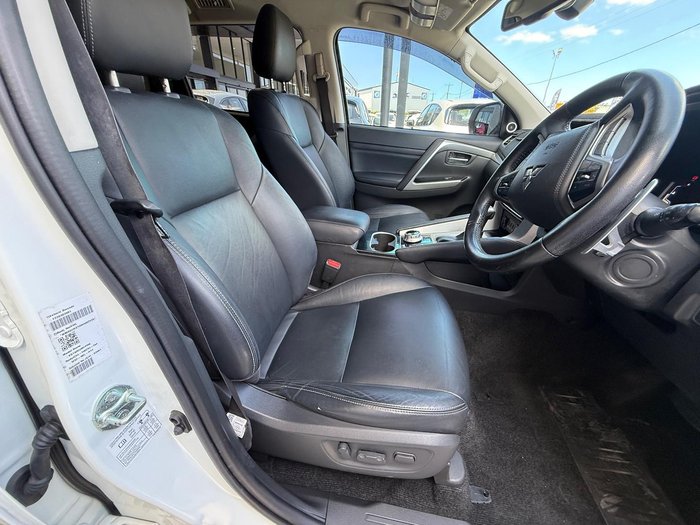 2022 Mitsubishi Pajero Sport Exceed