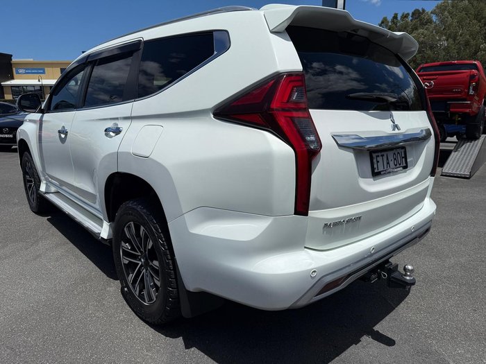 2022 Mitsubishi Pajero Sport Exceed