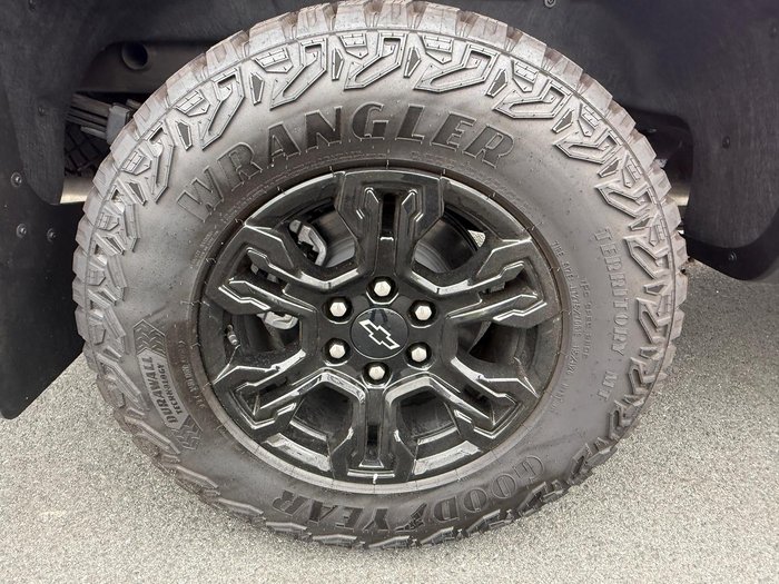 2025 Chevrolet Silverado 1500 ZR2 W/Tech Pack
