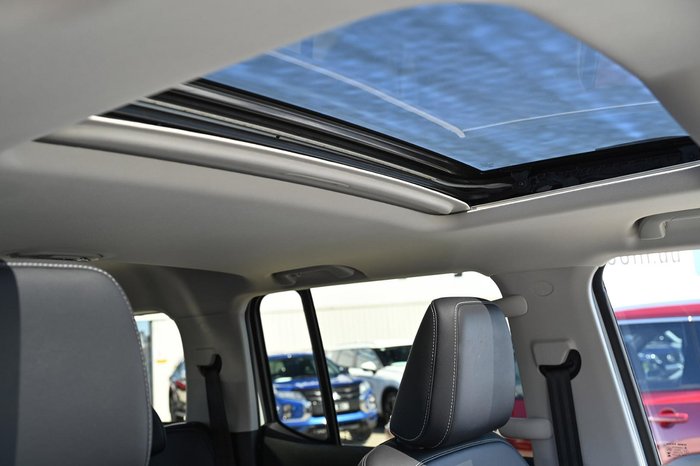 2023 GWM Tank 300 Ultra Hybrid P01 4X4 On Demand Pearl White