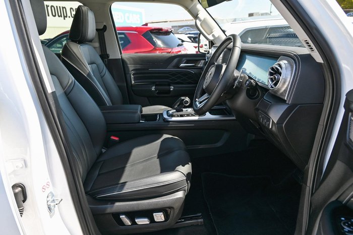 2023 GWM Tank 300 Ultra Hybrid P01 4X4 On Demand Pearl White