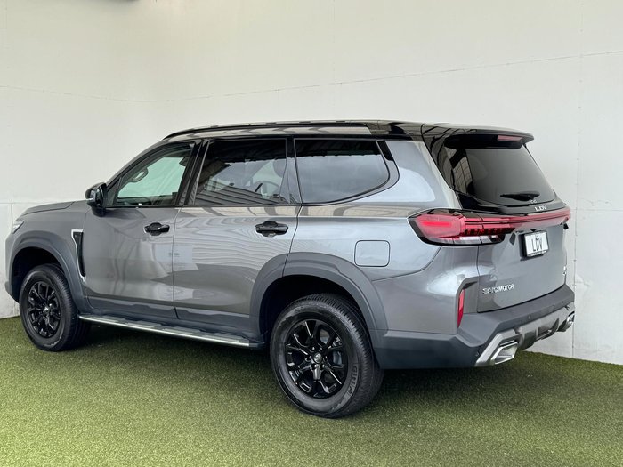 2025 LDV D90 Executive