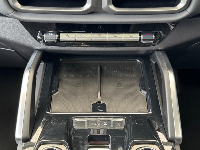 2025 LDV D90 Executive