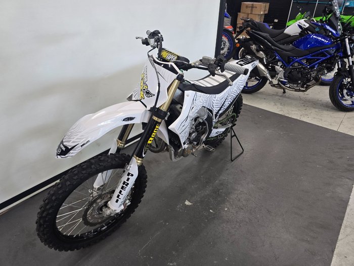 2024 Kawasaki KX450 White