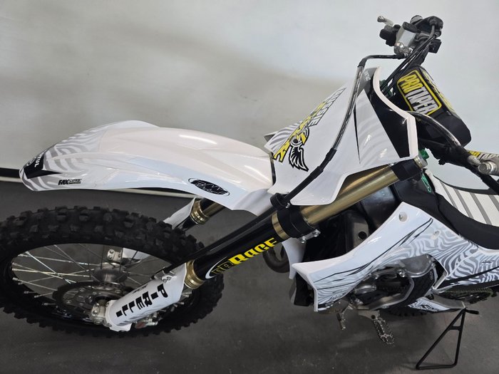2024 Kawasaki KX450 White
