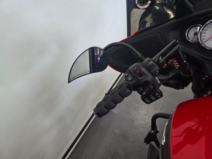 2014 VICTORY CROSS COUNTRY Red