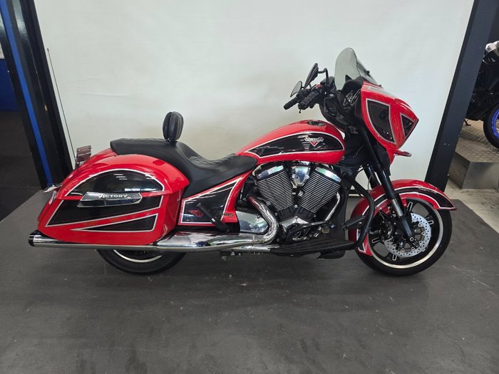 2014 VICTORY CROSS COUNTRY Red
