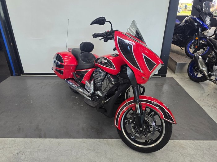 2014 VICTORY CROSS COUNTRY Red