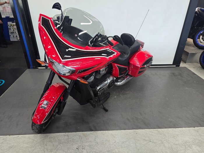 2014 VICTORY CROSS COUNTRY Red