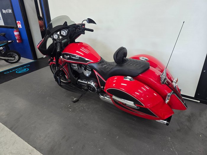 2014 VICTORY CROSS COUNTRY Red