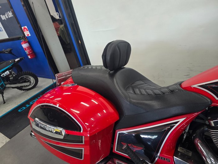 2014 VICTORY CROSS COUNTRY Red