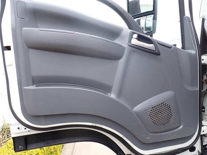 2018 ISUZU FSR 140-260