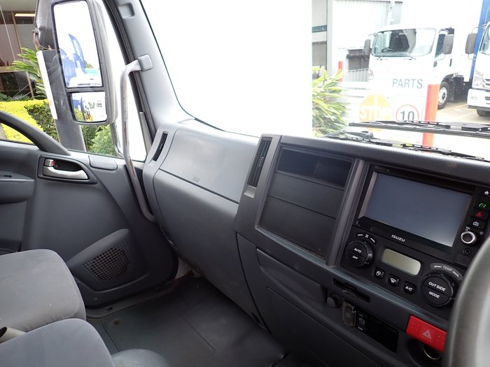 2018 ISUZU FSR 140-260 WHITE
