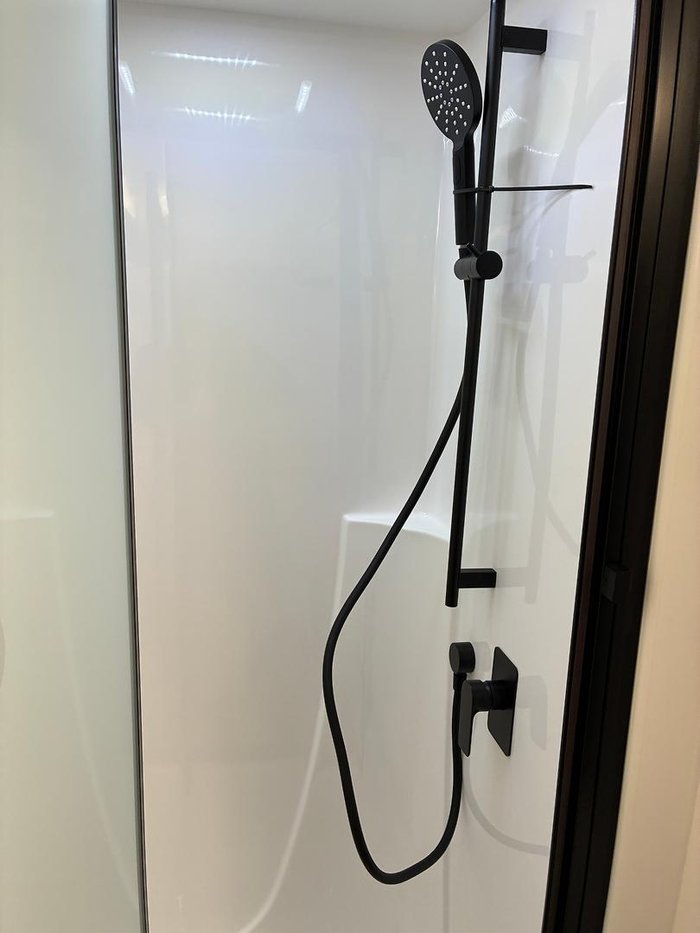 2025 Traveller Destination Track 17