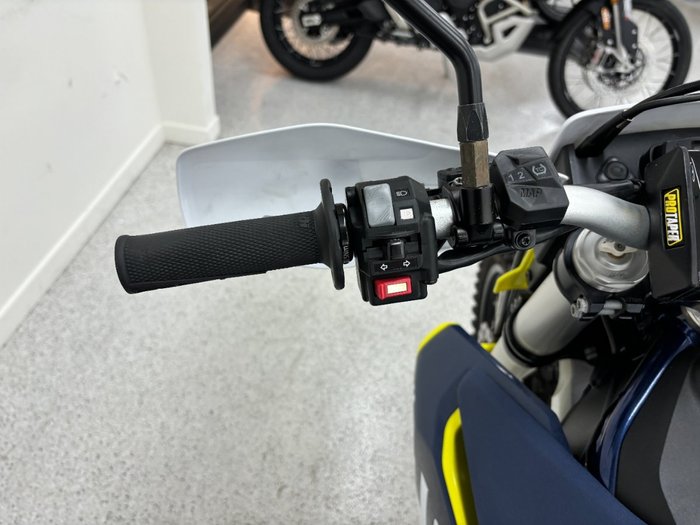 2023 HUSQVARNA 701 ENDURO White
