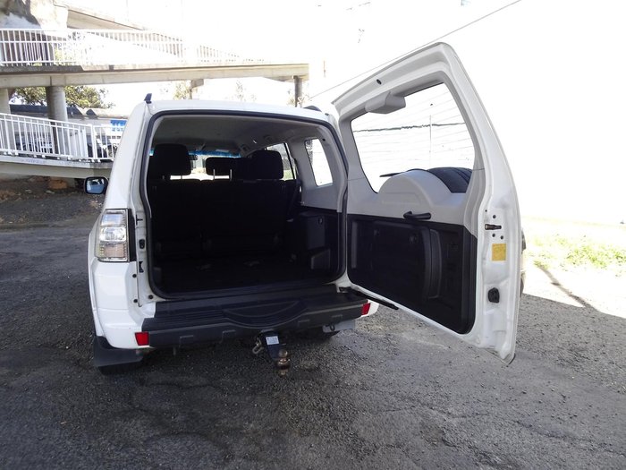 2011 Mitsubishi Pajero GLX NW MY12 4X4 White