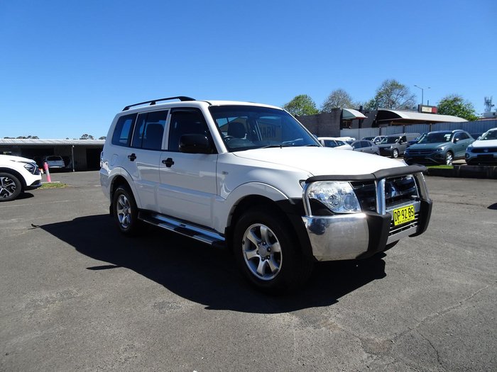 2011 Mitsubishi Pajero GLX NW MY12 4X4 White