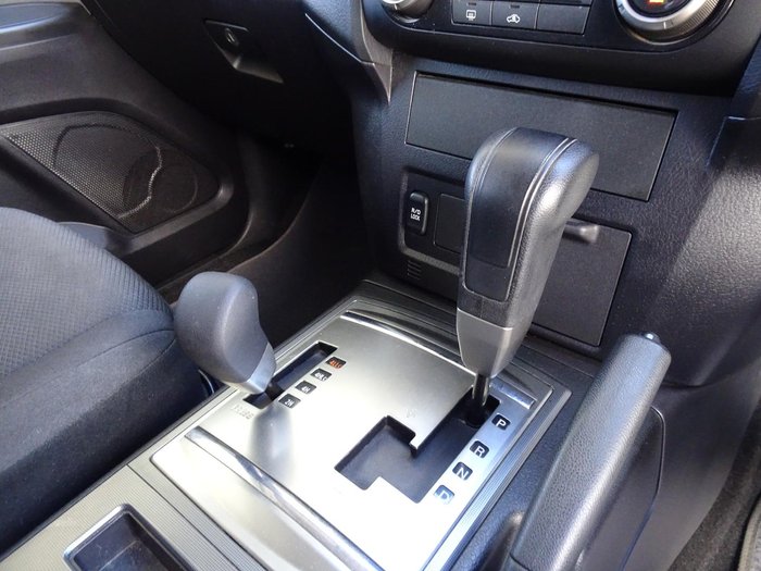 2011 Mitsubishi Pajero GLX NW MY12 4X4 White