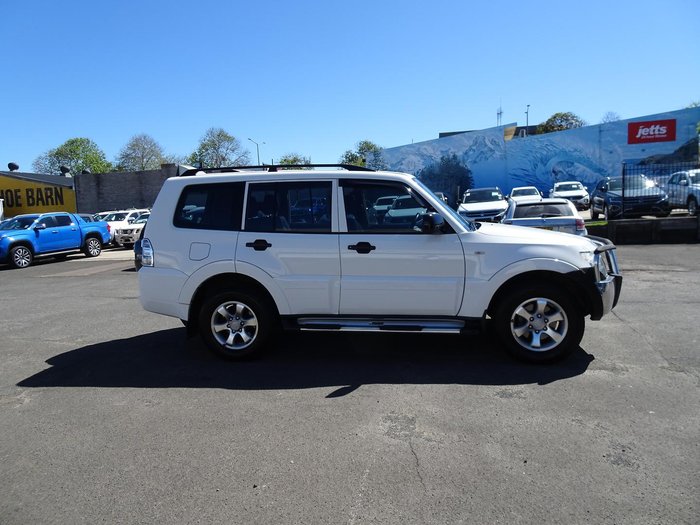 2011 Mitsubishi Pajero GLX NW MY12 4X4 White