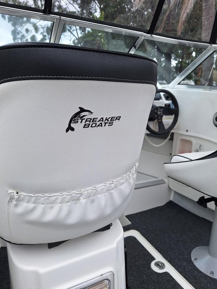 2010 Streaker 5250 Navigator