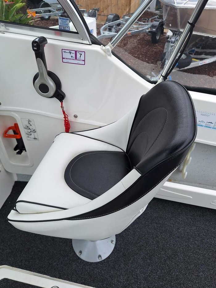 2010 Streaker 5250 Navigator